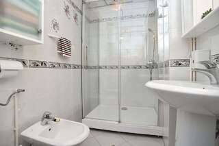 Апартаменты Comfort Inn Old Town Будва Апартаменты в пентхаусе-5